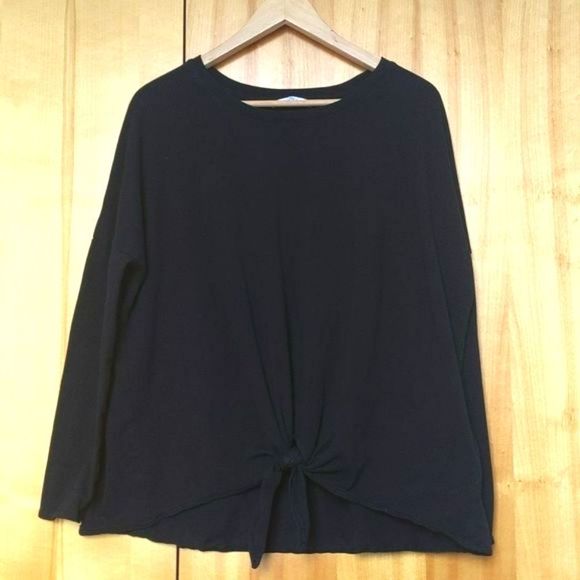 Betty basicsĀ oversized tieāfront top 10 - Picture 2 of 8